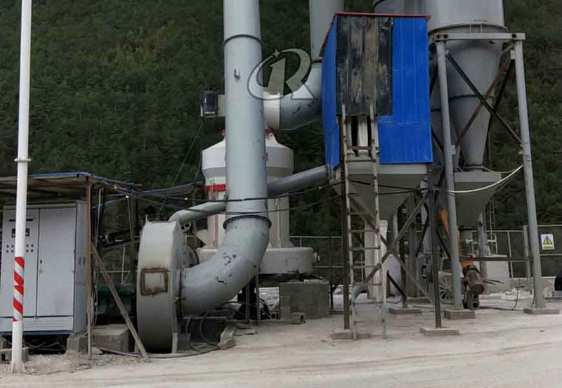 Ultrafine grinding mill
